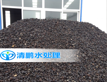 質(zhì)優(yōu)火山巖濾料堆放